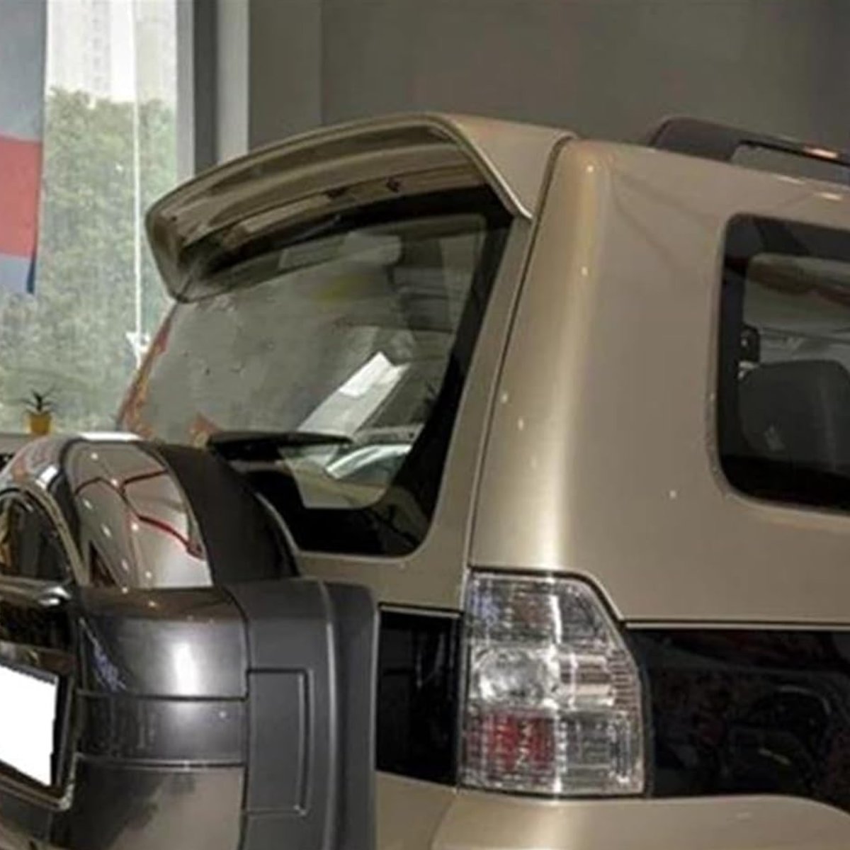 спойлер заден капак за Mitsubishi Pajero IV №26????